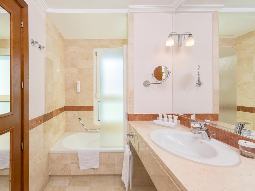 Amàre Beach Hotel Marbella - bedroom I was here