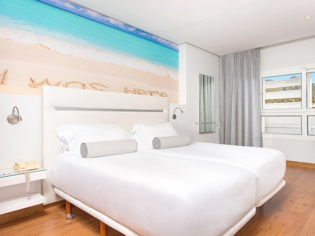 Amàre Beach Hotel Marbella - bedroom I was here