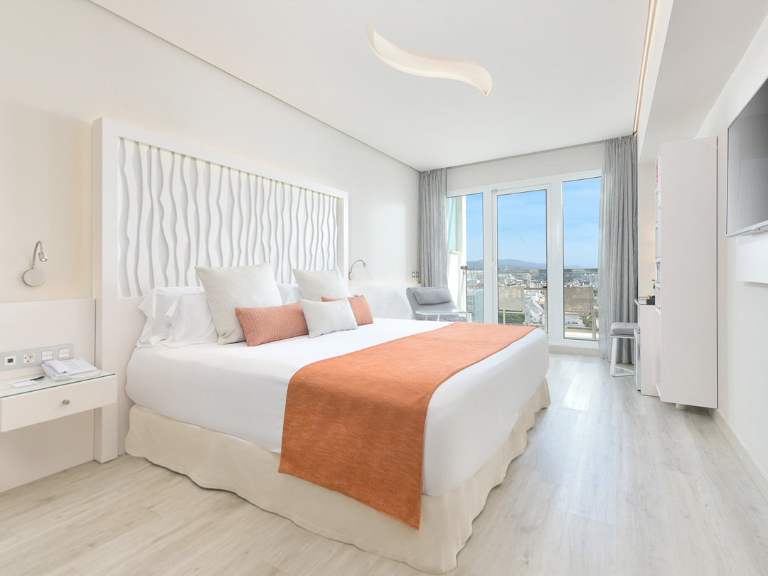 Amàre Beach Hotel Marbella - bedroom Make it Happen