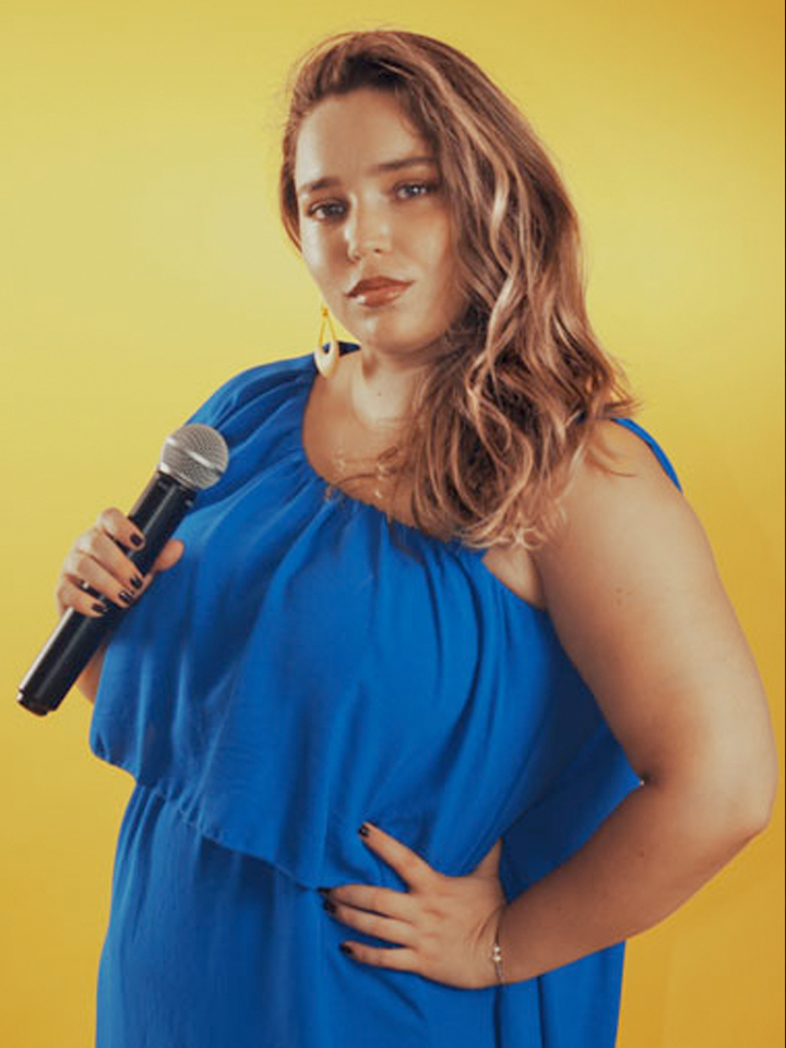 Amàre Music - Singer Stella Poza